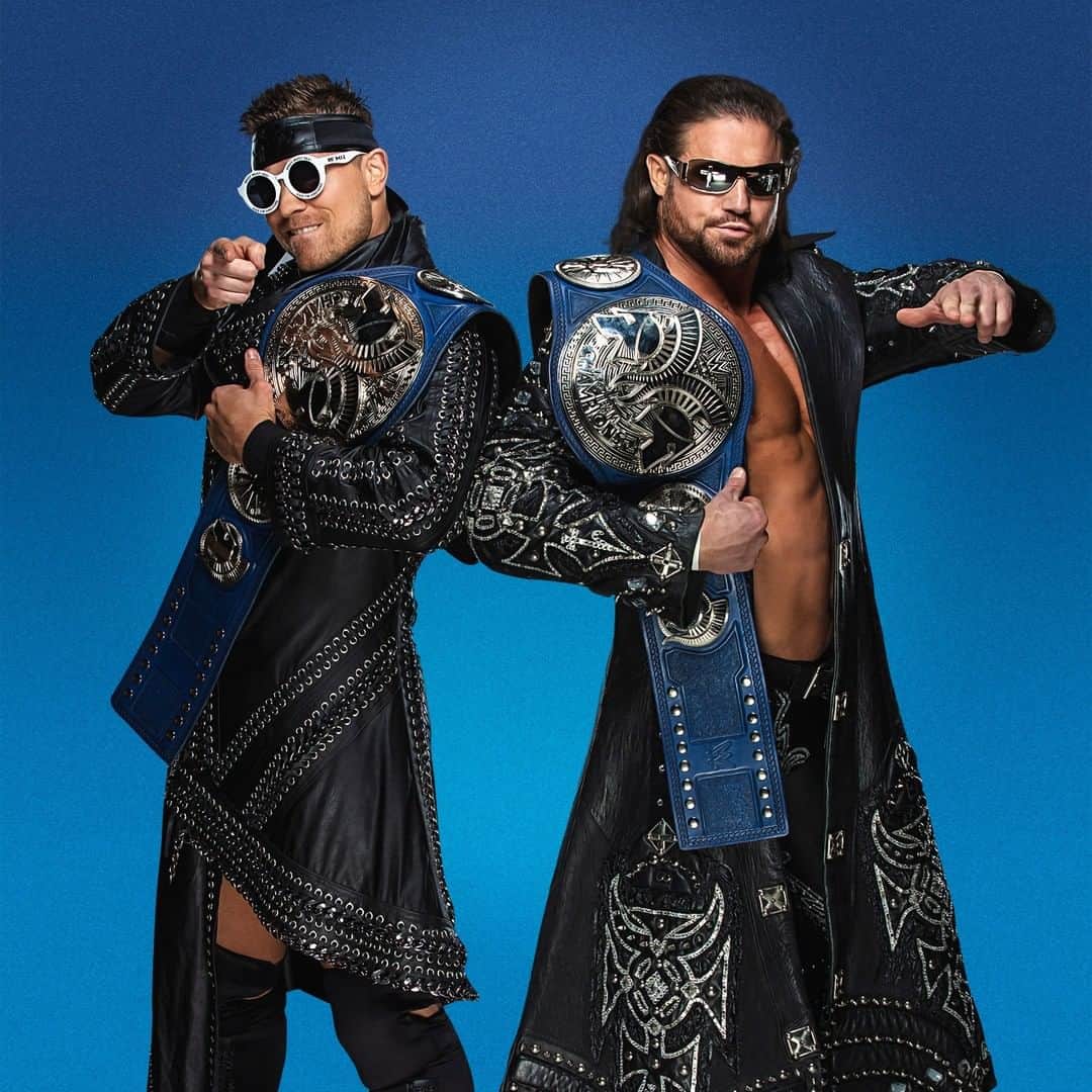 WWEさんのインスタグラム写真 - (WWEInstagram)「Who were the most entertaining #SmackDown Tag Team Champions this year?」1月1日 4時00分 - wwe