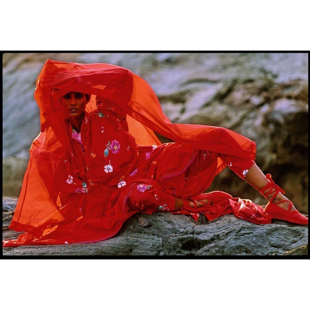 アダムのインスタグラム：「Kenzo, 1983. Photographed by Hans Feurer.」
