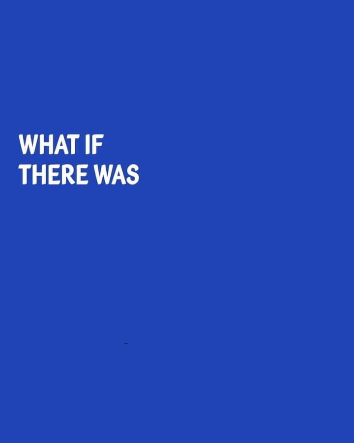 のインスタグラム：「We get by with a little help from our friends. And in this case, our friend is a computer-generated AI device that helps you order coconut water to heal your 2020 hangover from the comfort of your couch. Stay tuned, C.H.A.D comes to the rescue January 1.」