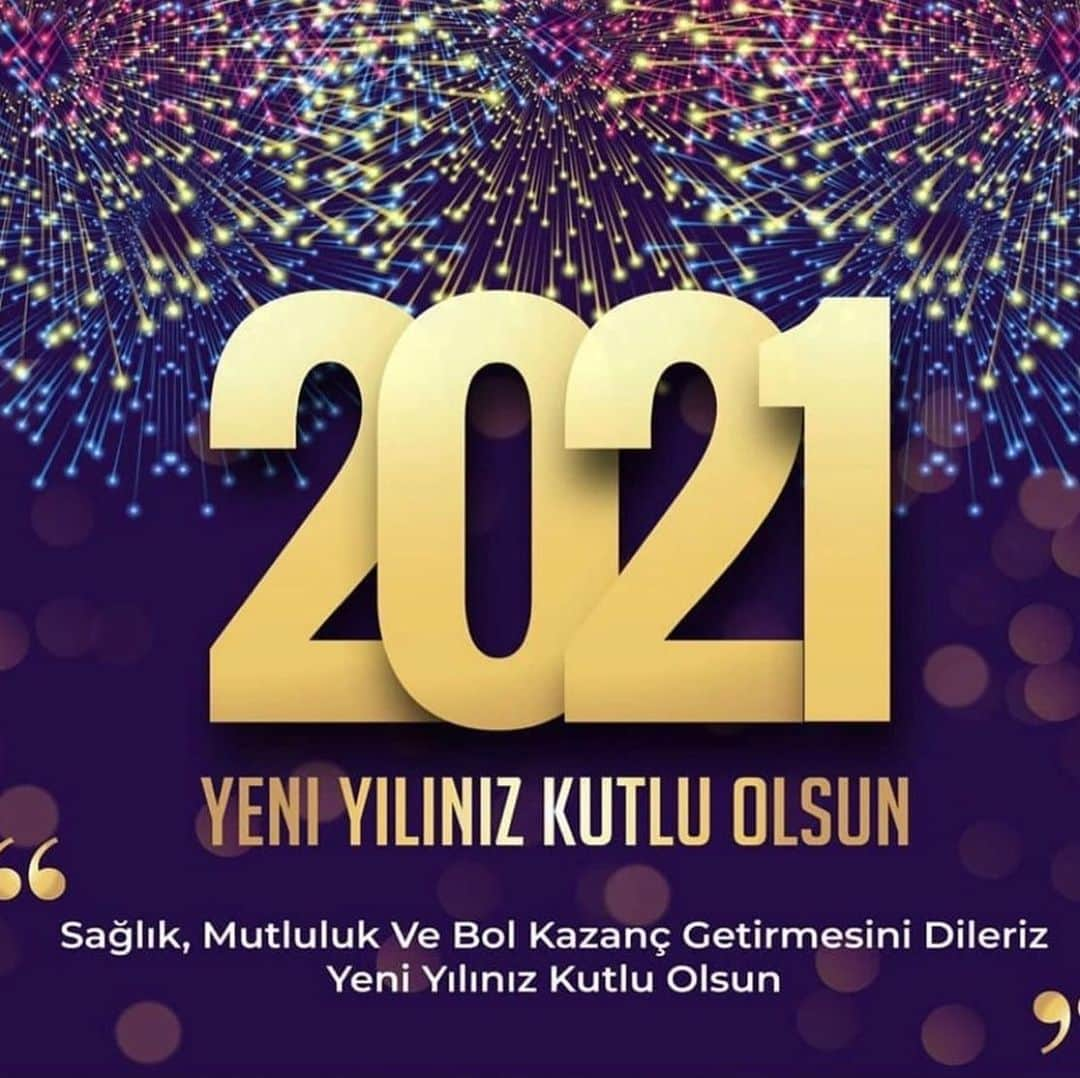 ポリーナ・ラヒモワさんのインスタグラム写真 - (ポリーナ・ラヒモワInstagram)「Today not only New Year but also very special day for Azerbaijan! Day of Solidarity of World Azerbaijanis !!! Congratulations all of us with great hollidays!!! Happy New Year my friends !!! Feliz Ano Novo!!! #azerbaijankarabakh #hermeylikgunumubarek #happynewyear #goodbye2020 #welcome2021 #coronagoaway #behappy」1月1日 7時59分 - polina_rahimova