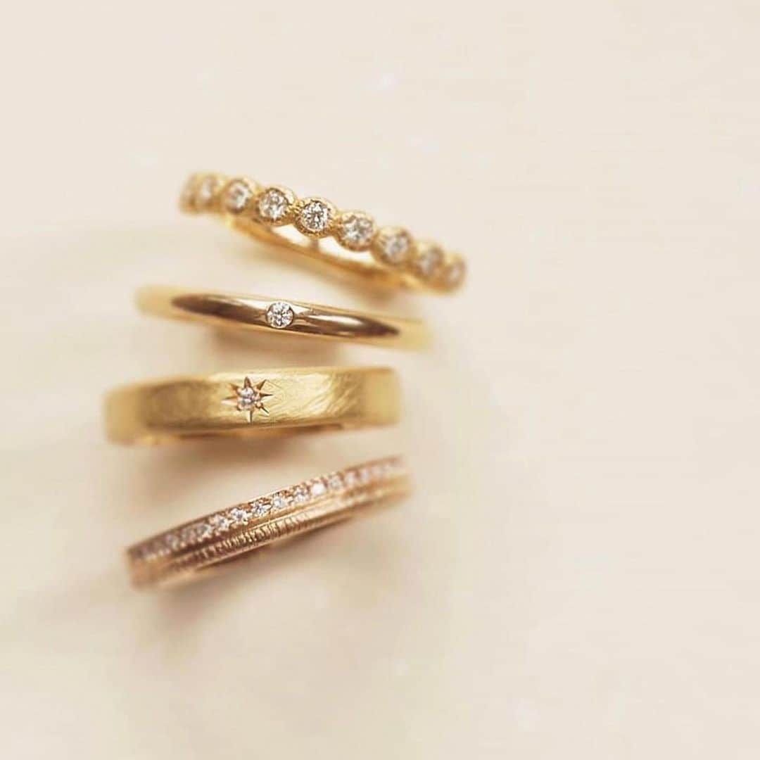 JKプラネット銀座.表参道.福岡|結婚指輪セレクトショップさんのインスタグラム写真 - (JKプラネット銀座.表参道.福岡|結婚指輪セレクトショップInstagram)「💍 @jkplanet.jewelry 🎍HAPPY NEW YEAR 2021🌅 明けましておめでとうございます。 2021年もスタッフ一同心を込めて、皆さまの幸せのお手伝いをさせていただきます。 どうぞよろしくお願いいたします。 *･゜ﾟ･*:.｡..｡.*:.｡. .｡.:*･゜ﾟ･* * . ⇩JKPlanet （ @jkplanet.jewelry ）SHOP LIST⇩ JKPlanet 銀座本店・表参道店・横浜元町店・名古屋栄店・福岡天神店・熊本上通店・宮崎橘通り店・鹿児島天文館店  #JKPlanet  #JKプラネット #結婚指輪のセレクトショップ #婚約指輪のセレクトショップ #結婚指輪JKPlanet #婚約指輪JKPlanet #エンゲージリング #婚約指輪 #マリッジリング #結婚指輪 #結婚指輪探し #結婚指輪選び #結婚指輪💍 #マリッジリング探し #エンゲージリング探し #結婚指輪銀座 #結婚指輪表参道 #結婚指輪横浜 #結婚指輪名古屋 #結婚指輪福岡 #結婚指輪熊本 #結婚指輪宮崎 #結婚指輪鹿児島 #プロポーズ #ハッピーニューイヤー2021 #2021元旦 #2021婚 #2021 #2021wedding #happynewyear2021」1月1日 8時07分 - jkplanet.jewelry