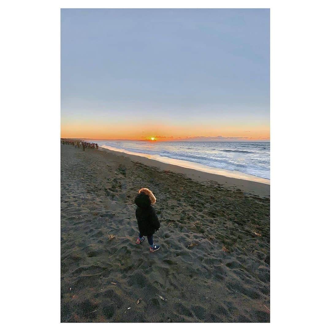 Caravanさんのインスタグラム写真 - (CaravanInstagram)「2021.01.01  Long as I can see the light.  明けましておめでとう。」1月1日 8時28分 - caravan_harvest