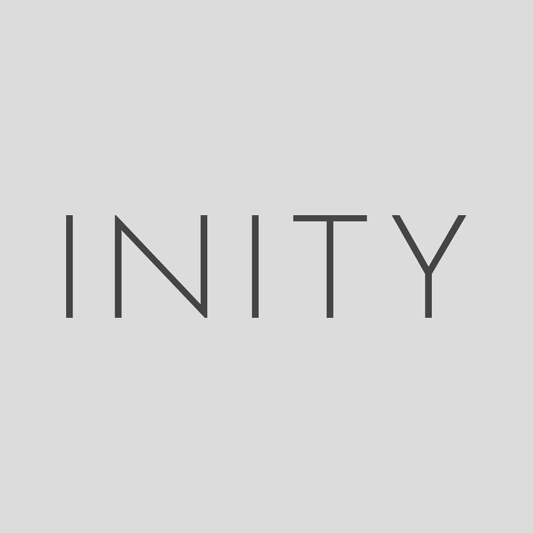 initygel_officialのインスタグラム：「Happy New Year 2021 明けましておめでとうございます。 本年も宜しくお願いいたします🙇‍♂️🙇‍♀️  昨年は色々と大変な年となりましたが、本年はコロナの終息を願うとともに、サロン様、ネイル業界が平穏な日々を取り戻し、そしてまたネイルに関わる全ての皆様が成長できる一年になることを願っております😌  昨年は大変お世話になりました🙇‍♂️🙇‍♀️ どうか本年も引き続きINITYを宜しくお願いいたします。  #initygel #inity」