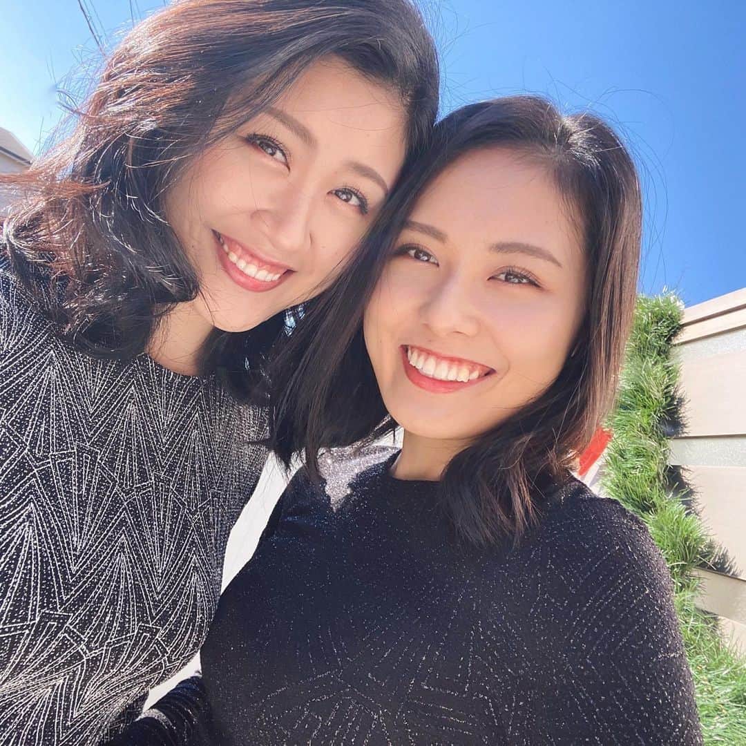 Rina Itagakiのインスタグラム：「Happy New Year🥳 明けましておめでとうございます🎍 2021年も毎日健康で、楽しく過ごせますように🙏 #bye2020 #hello2021 #newyear #stayhome」