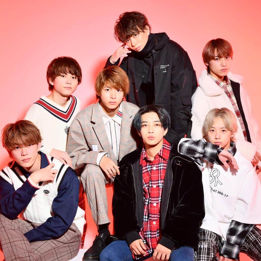 Zero PLANET（ゼロプラネット）のインスタグラム：「. . 謹賀新年🎍2021年 あけましておめでとうございます⛩ . 新アー写如何でしょう？😝✨ まだまだ感染者が増えている現状ですが、音楽とパフォーマンスを止めずにメンバー一同頑張っていきます✊ . 今年もよろしくお願い致します！ . . リーダー 髙橋祐理　@uuri_0608  中原弘貴　@hiroki_nakahara_  加藤勇也　@jb_yuya_0630  森重秀太　@morishige_shuta  小宮璃央　@komi.rio  永島龍之介　@r_y__u_no_zp  豊田賢太　@104ken_0128  . . 1月10日に行われるFC会員イベントもありますので要チェック✊ ※スケジュールの関係上出演メンバーに変動がございます。公式HPでお知らせします。 . ゼロプラ福袋も販売中です✨ 詳細はストーリー、公式HPまで . 衣装提供: @oy_harajuku @agem9_official  . カメラマン: @fukawadaichi  . . #ゼロプラネット#zeroplanet #ゼロプラ #新体制 #ダンスボーカルユニット #髙橋祐理 #加藤勇也 #小宮璃央 #豊田賢太 #中原弘貴 #永島龍之介 #森重秀太」