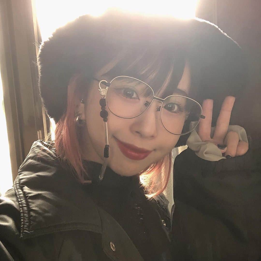 のインスタグラム：「あけましておめでとうございます🎍 今年もよろしくお願いします^ - ^ 神々しい〜」