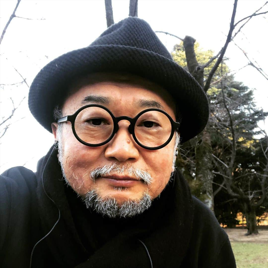 谷崎テトラのインスタグラム：「あけましておめでとうございます。本年もよろしくお願いいたします。」