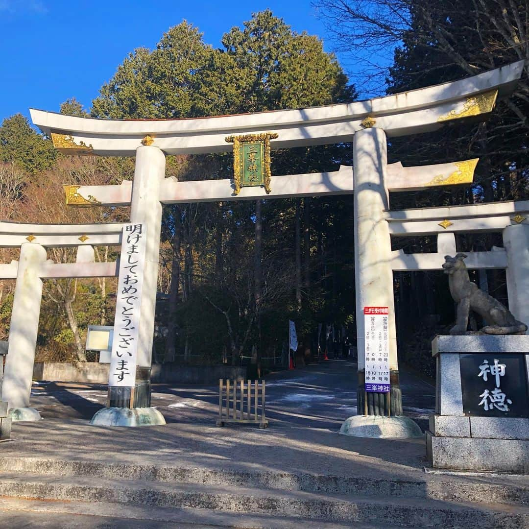 土井杏南さんのインスタグラム写真 - (土井杏南Instagram)「明けましておめでとうございます！ 2021年笑顔溢れる1年に💫今年もよろしくお願いいたします。」1月1日 19時44分 - doian824