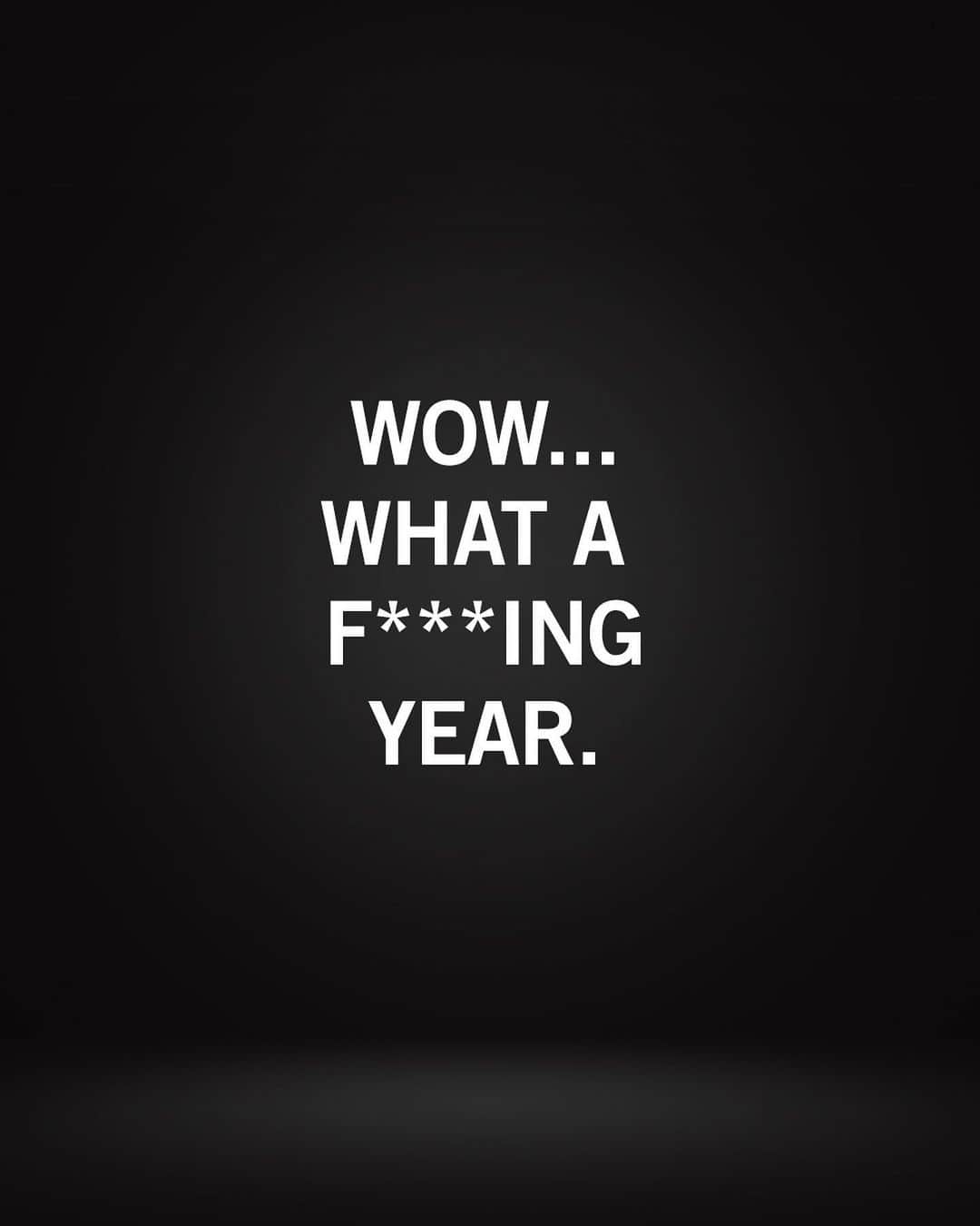 ケネスコールのインスタグラム：「After the worst year ever for so many, we sincerely hope you and your family are staying safe and well. We would like to take this moment to thank you for your continued support for our brand and our social impact initiatives. If this year has taught us anything, it’s to appreciate the people we have in our lives and to never take anyone, or anything, for granted. We know we all still have a long way to go to heal and recover, but we’re feeling hopeful for 2021 and we’re extremely grateful to have your support for the new year ahead. We wish you and your loved ones a Happy New Year, so please stay safe, wear a mask, and protect each other out there.  #HappyNewYear #StaySafe #2021」