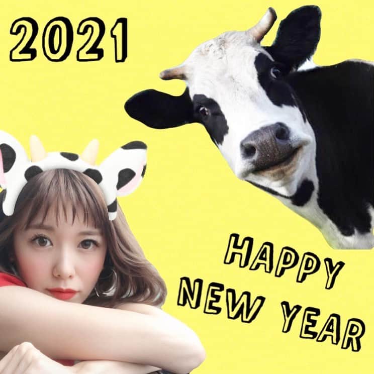 長江愛美さんのインスタグラム写真 - (長江愛美Instagram)「🐄HAPPY NEW YEAR 2021🐄  今年もよろしくお願いいたします🤍  #謹賀新年 #あけましておめでとうございます  #2021 #牛」1月1日 11時16分 - manamin.512