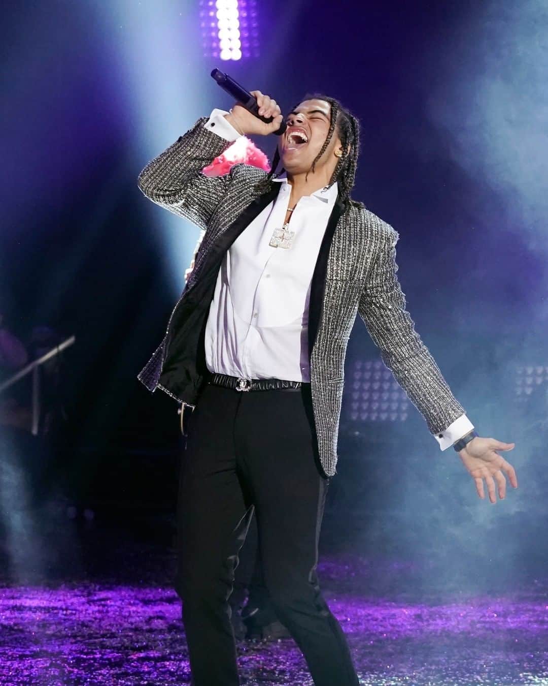 アメリカン・ブロードキャスティング・カンパニーのインスタグラム：「We are in the MOOD for 2021 🎉 on #RockinEve!」