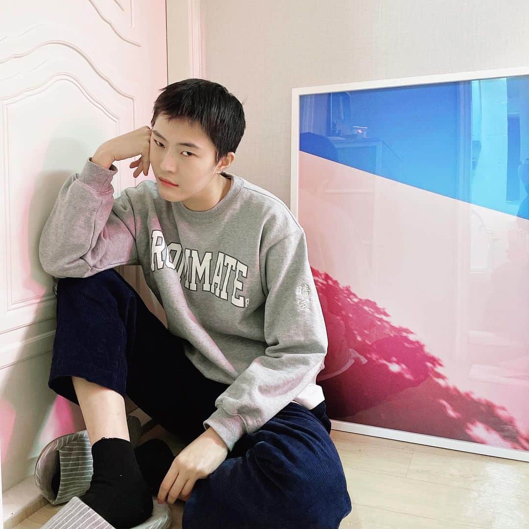 チョン・ソヒョンさんのインスタグラム写真 - (チョン・ソヒョンInstagram)「2021.01.01 Roommate only」1月1日 11時46分 - cochon_j