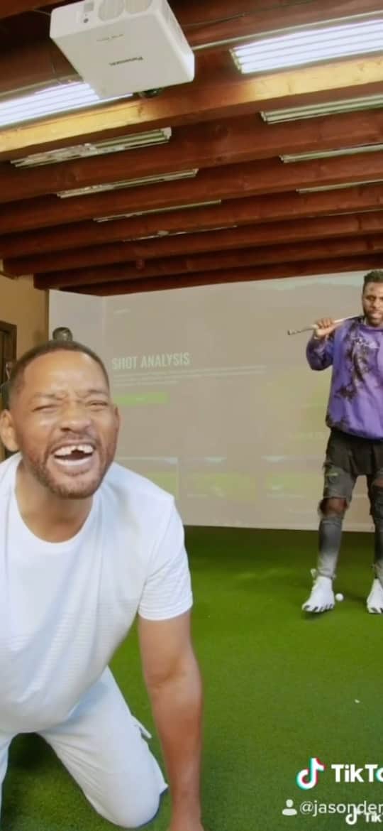 ジェイソン・デルーロのインスタグラム：「#1 favorite post of 2020 @willsmith 🥴」