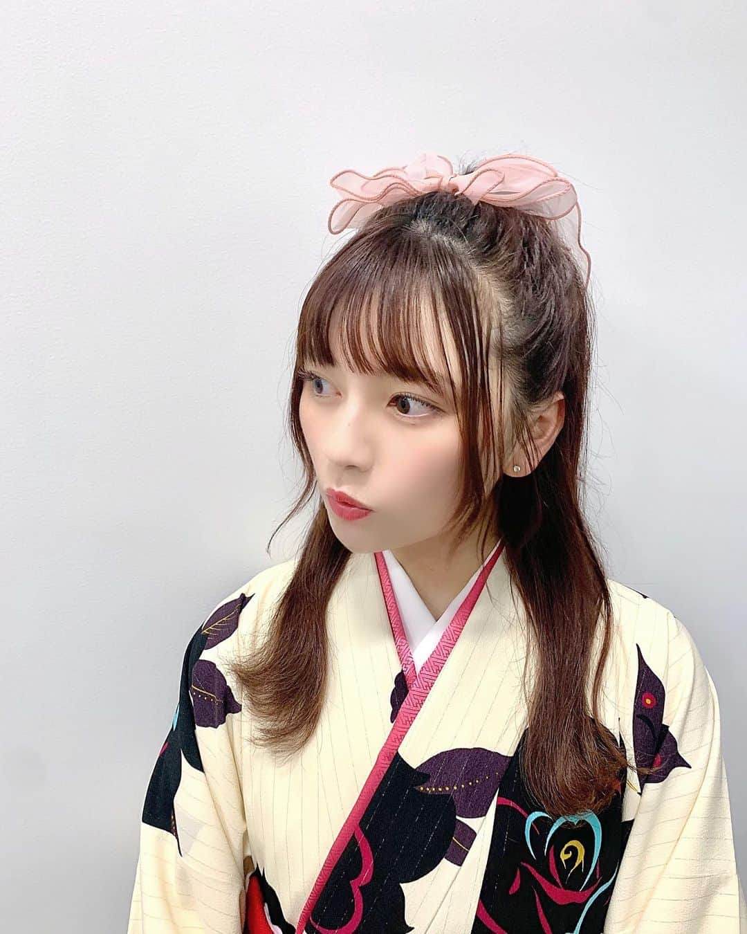 廣川奈々聖さんのインスタグラム写真 - (廣川奈々聖Instagram)「明けましておめでとうございます🐈🌸♡ ﻿ ﻿ 2021年 素敵な年になりますように ﻿ 今年もよろしくね ¨̮﻿ ﻿ ﻿ ﻿ ﻿#happynewyear#2021年」1月1日 12時40分 - nanaseven7_u_u