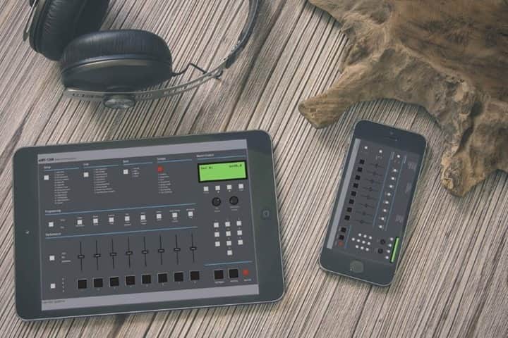 Block.fmのインスタグラム：「2020年 トップ記事｜90s Lo-fiヒップホップの定番サンプラーがスマホで！EMU SP-1200エミュレートアプリ「eSPi」ベータ版をチェック。iOSだけでなくAndroid、WIndows、MacOSそしてLinux版まで⁠ ⁠ 続きはlink in bio」