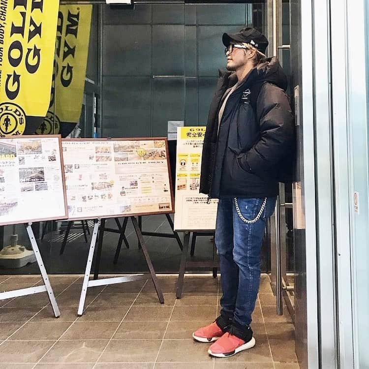 棚橋弘至さんのインスタグラム写真 - (棚橋弘至Instagram)「ここ10日の #ootd 🧢👕👖👟」1月1日 13時29分 - hiroshi_tanahashi