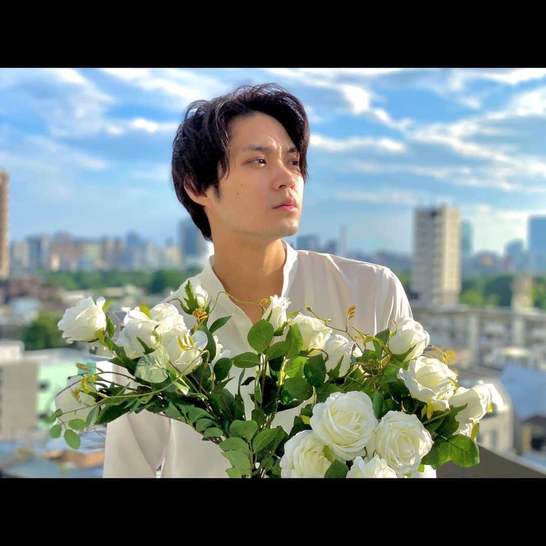 のインスタグラム：「.  明けましておめでとうございます  皆さん 今年もよろしくお願いします  #2021年こんにちは」