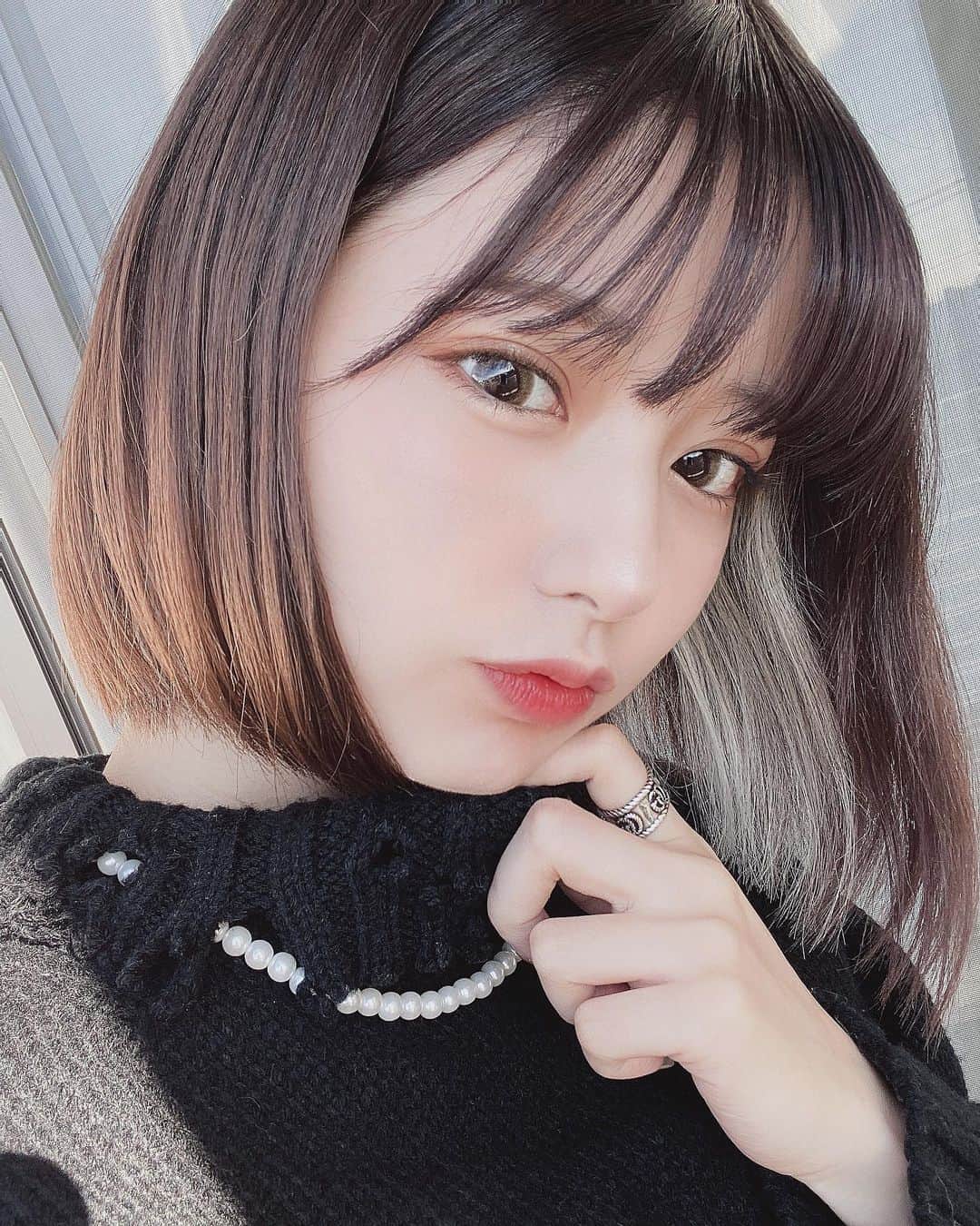 sarimaru(国木田さりまる)のインスタグラム：「あけおめ🐄🎶 みんな今年の抱負とか決めた？  私の今年の抱負は人に焼肉を奢れる人になることです🐄🐄🐄」