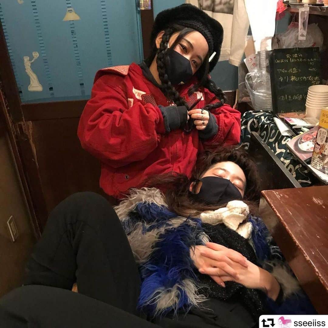 テンテンコのインスタグラム：「❤️💙❤️💙 #repost @sseeiiss ・・・」