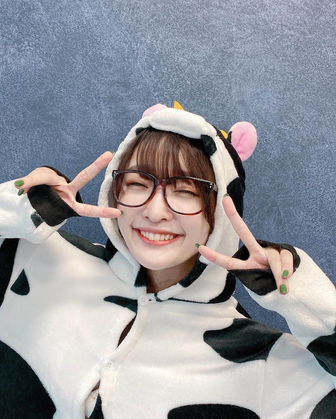 みなみさんのインスタグラム写真 - (みなみInstagram)「今年もよろしくうぅぅぅぅぅぅ⤴︎ ⤴︎⤴︎♥」1月1日 14時11分 - mn2ddy
