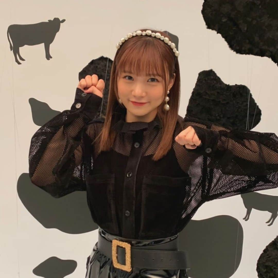 稲場愛香さんのインスタグラム写真 - (稲場愛香Instagram)「🐮🎍﻿ ﻿ ﻿ ﻿ 2021年もよろしくお願いします！﻿ ﻿ みなさんに沢山の幸せが訪れますように…💫﻿ ﻿ ﻿ ﻿ #juicejuice #稲場愛香 #まなかん #アイドル #idol ﻿ #2021 #新年 #元旦 #丑年 #年女 🐄」1月1日 19時57分 - manaka_inaba.official