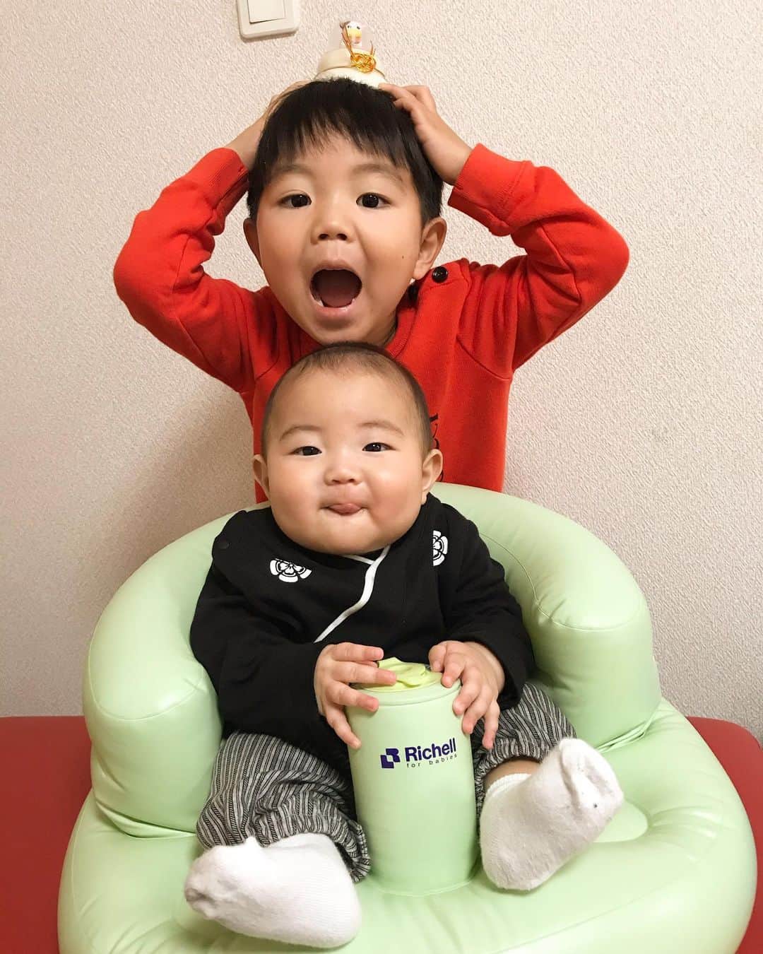 のインスタグラム：「. 謹賀新年🎍 あけましておめでとうございます🙏 今年も家族共々、宜しくお願い致します🤲☺️ #2021年 #元旦」