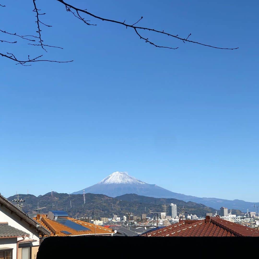 多々良敦斗のインスタグラム：「明けましておめでとうございます🌅 今年も宜しくお願いします！！  #2021 #富士山 #多々良敦斗」