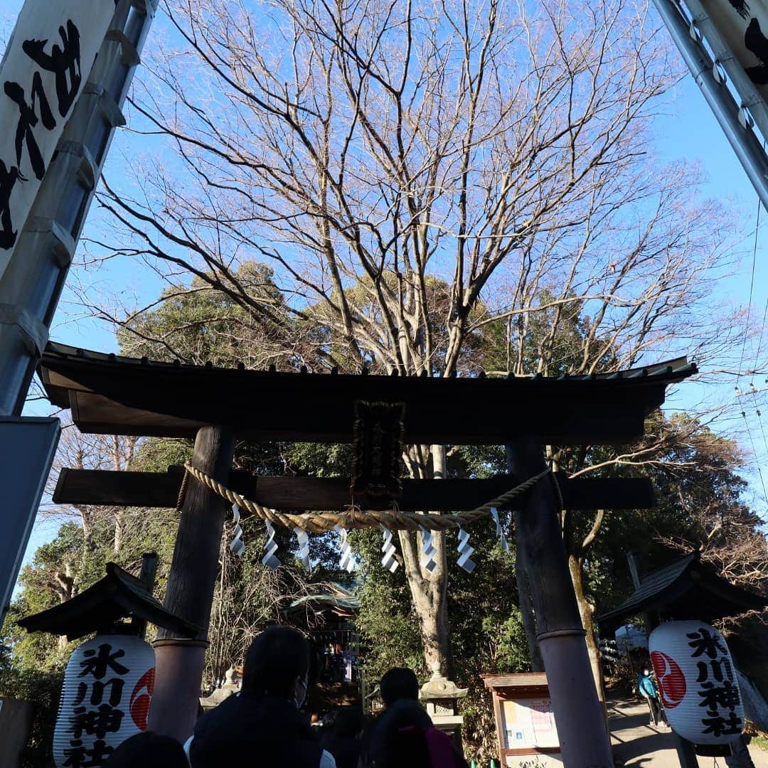 日向正樹のインスタグラム：「南沢氷川神社に初詣行ってきたー。」