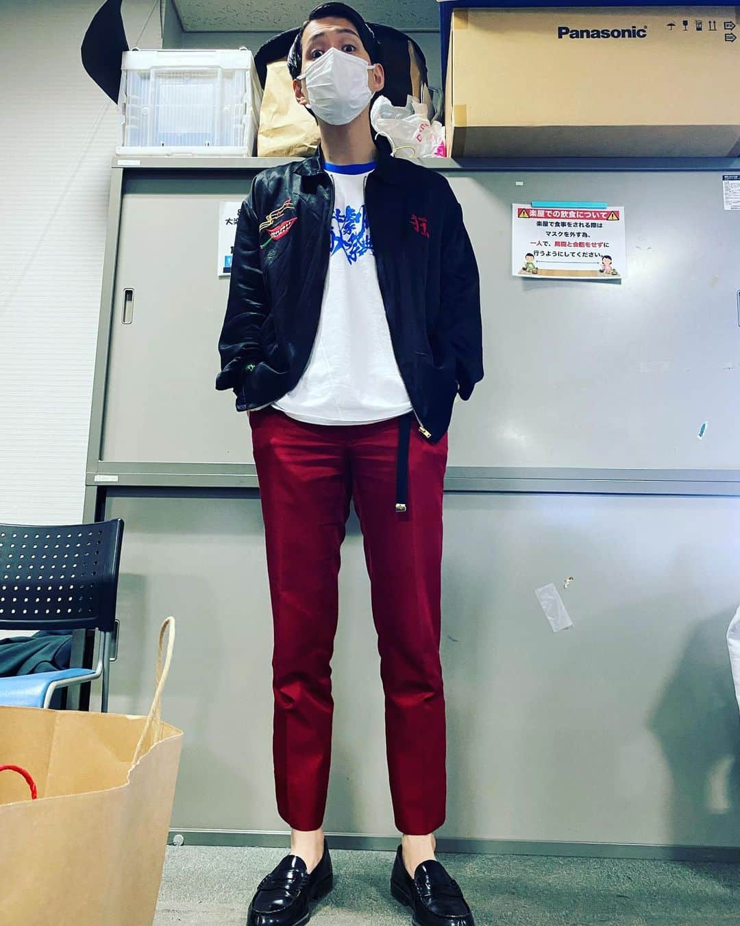 稲田美紀のインスタグラム：「． ． 恋愛の相談はだいたいジョーちゃんにしてる☺️一度も噛み合ったことないけど☺️お笑いの話とかしたことない☺️  #九条ジョー  184センチあるらしい意味わからん」
