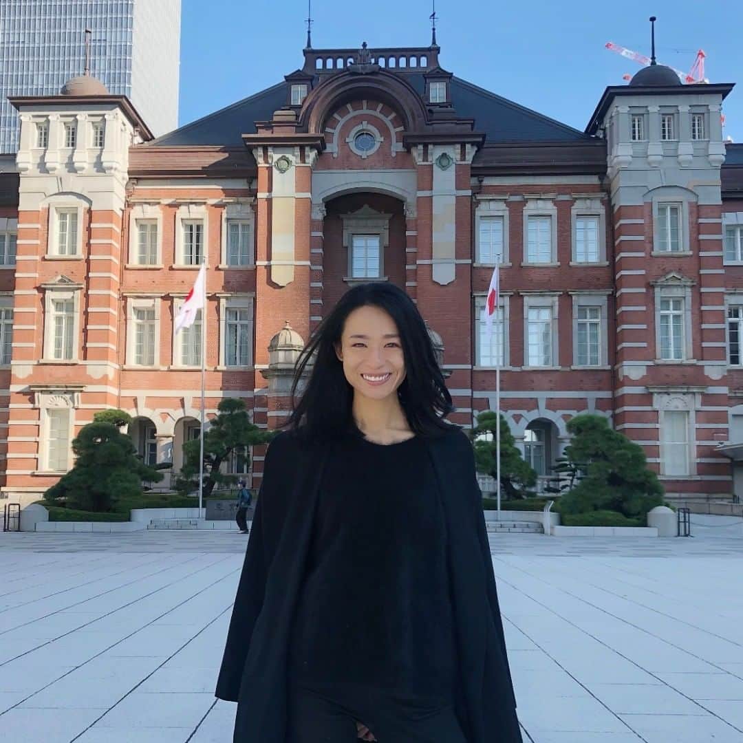 西山由のインスタグラム：「Bonne année 2021 !!」