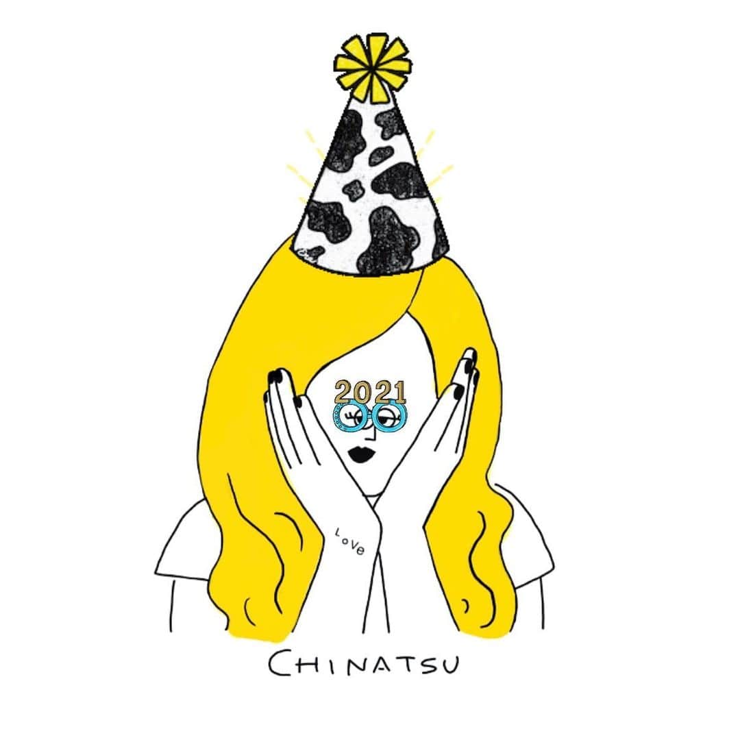 chinatsu614さんのインスタグラム写真 - (chinatsu614Instagram)「Happy New Year 2021‼︎ #happynewyear #2021 #hello2021 #loveandpeace #丑年  ・ ・ ・  あけましておめでとうございます。  今年もよろしくお願い致します♥︎  ・ ・ ・ #🐮」1月1日 16時32分 - chinatsu614
