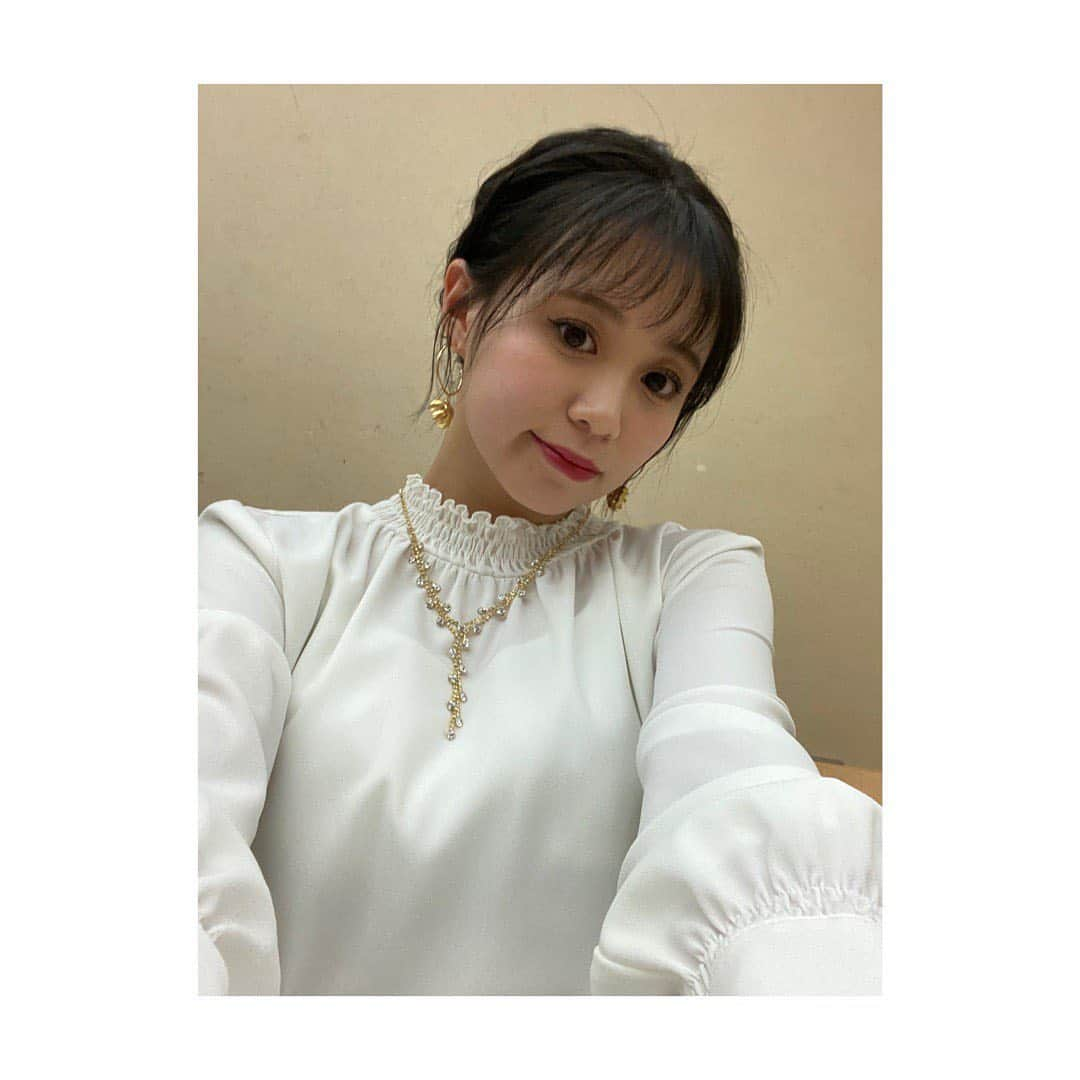 高木紗友希のインスタグラム：「あけましておめでとうございます。お母さんのお雑煮美味しいな🥲タッパーに入れて持って歩きたい！！！ #2021もよろしくね」