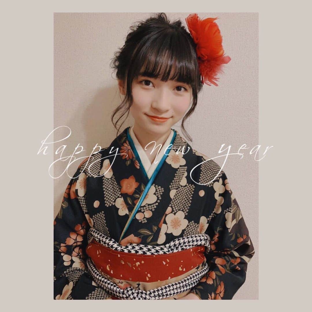 のインスタグラム：「明けましておめでとうございます🎍✨  2021年になりましたね😊 本当に早い！  今年も全力を尽くして頑張ります！！ よろしくお願いします‎(◍˃ ᵕ ˂◍)  皆様にとっても素敵な一年となりますように！！  #ニコプチ #プチモ #桧山ありす #スターダストプロモーション #stardustpromotion」