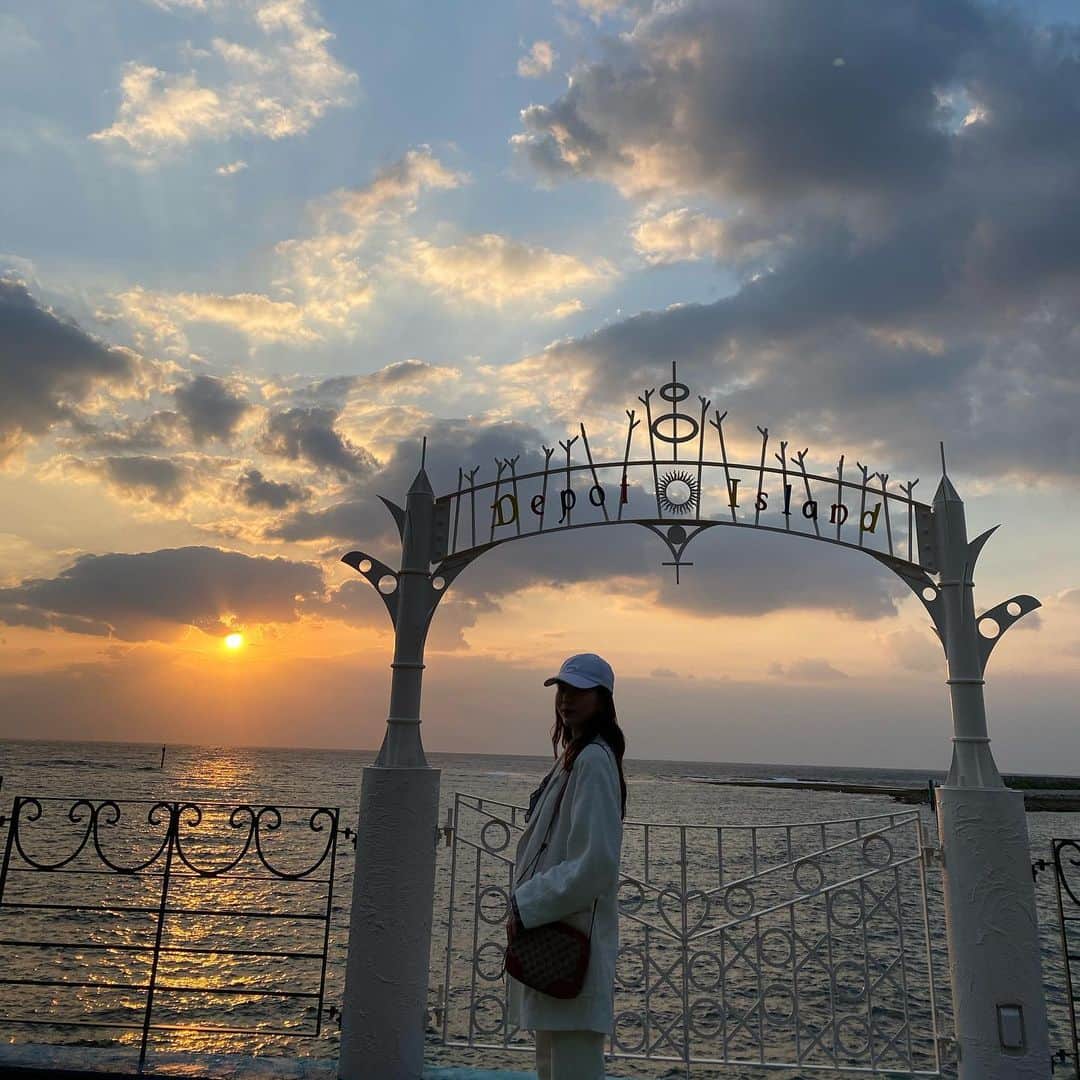 野島樺乃のインスタグラム：「あけましておめでとうございます。 今年は大きく成長できる年にしたいです！🐮  #2021 #happynewyear #今年で20歳 #過去pic」