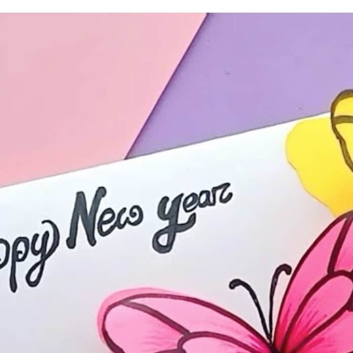 ジェネビーブ・ナジのインスタグラム：「We made it ! Happy new year! 🎈🥳🎉」