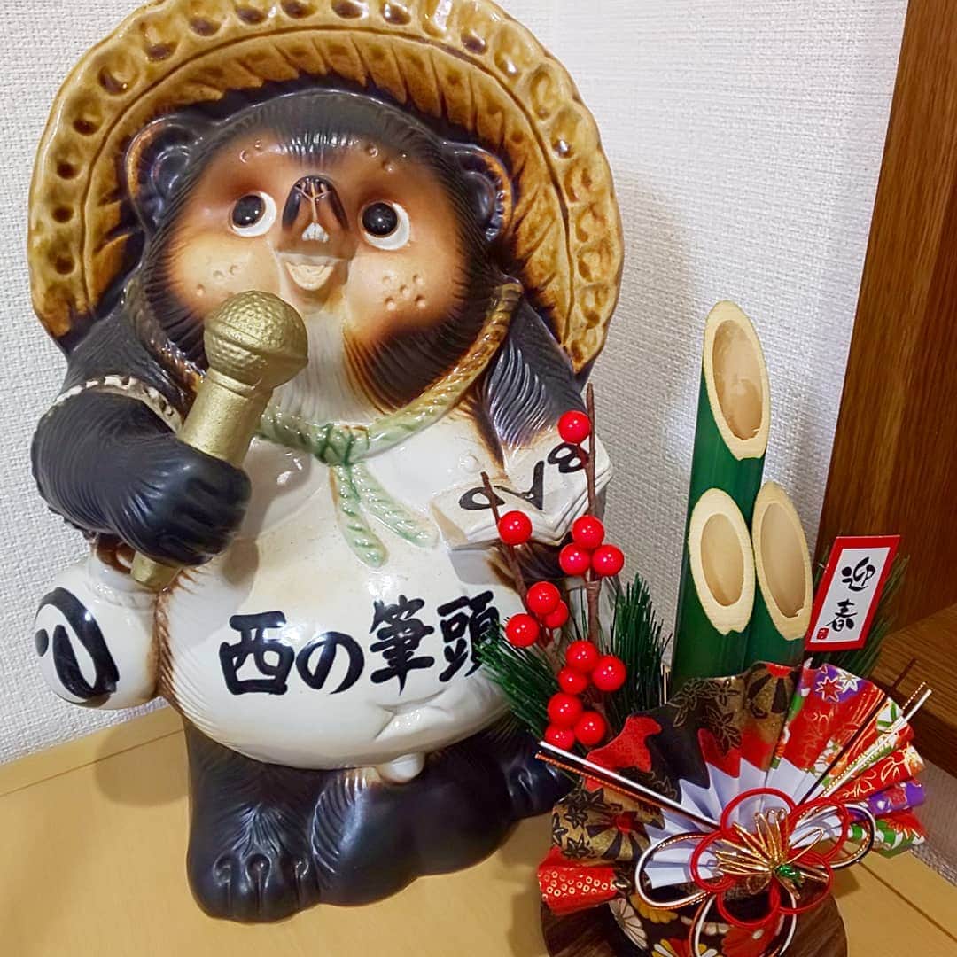 のインスタグラム：「明けましておめでとうございます‼️ 2021年もNGHEADをよろしくお願いいたします🎍🙇🎍  この最低の状況で、泣き事言いながらでも必死に生きてるみんな ほんまRespect👊」