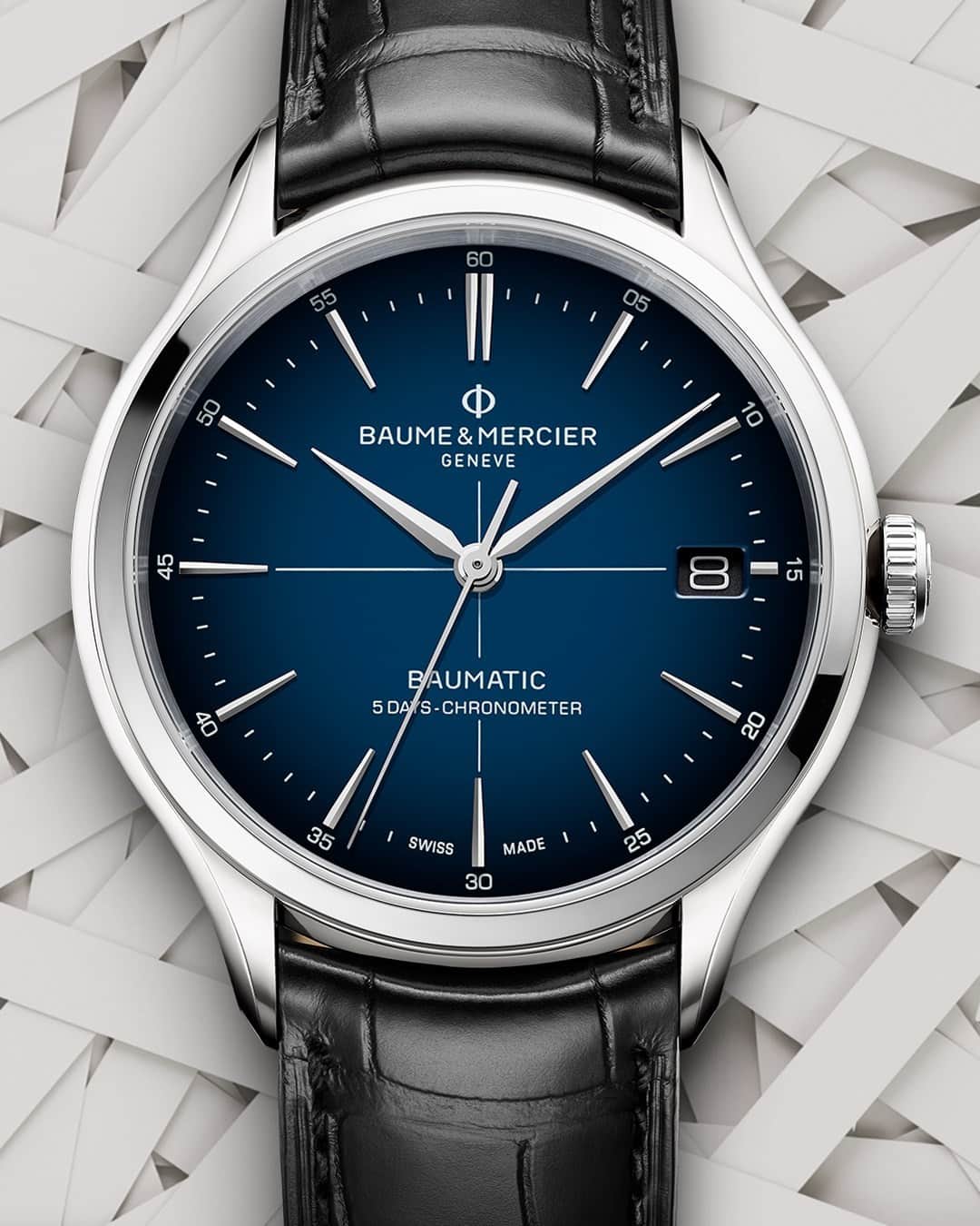 ボーンメルシーのインスタグラム：「Happy New Year! Unraveling novel beginnings with a pleasant surprise. -- #BaumeEtMercier⁣ #CliftonBaumatic #Watches⁣ #WatchesOfInstagram #SwissMade #Design #Materials」