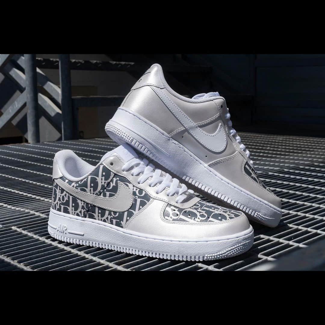 ディオニソさんのインスタグラム写真 - (ディオニソInstagram)「Nike Air Force 1 custom: Silver Dior #airforce #airforce1 #airforcedior #dior #nikedior #hype #hypebeast #custom #sneakerhead #sneakersaddict #sneakerholics —-link in bio—-」1月1日 18時03分 - blackdioniso_lb_lucaberioli