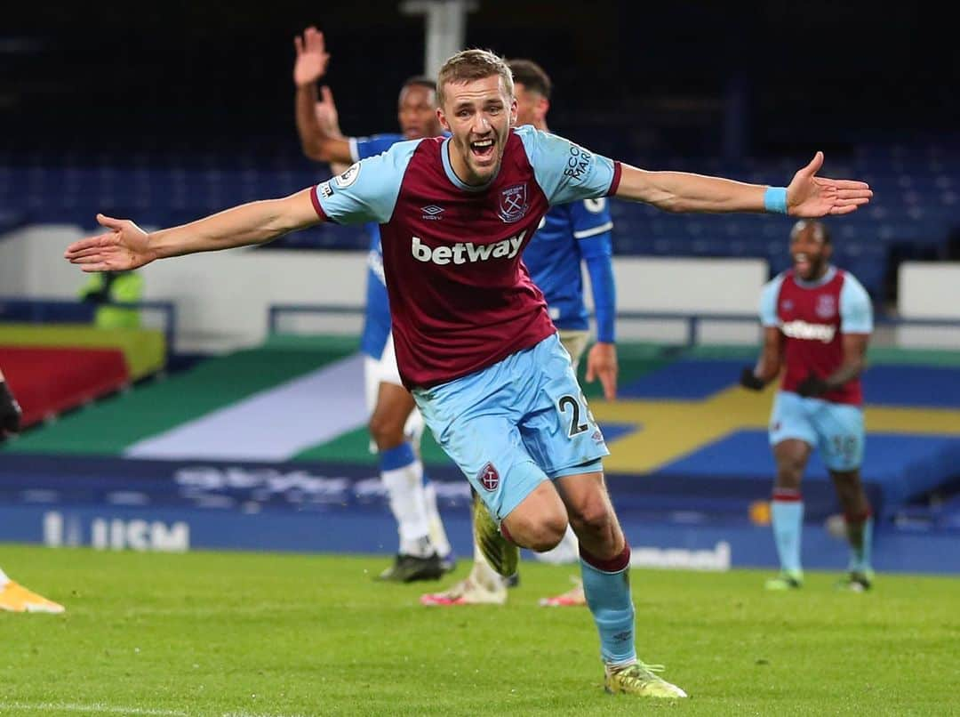 マイケル・アントニオさんのインスタグラム写真 - (マイケル・アントニオInstagram)「Absolutely loved that one @tomassoucek28 😁😁😁 What a way to start the year! ⚒ #COYI」1月2日 5時07分 - michailantonio