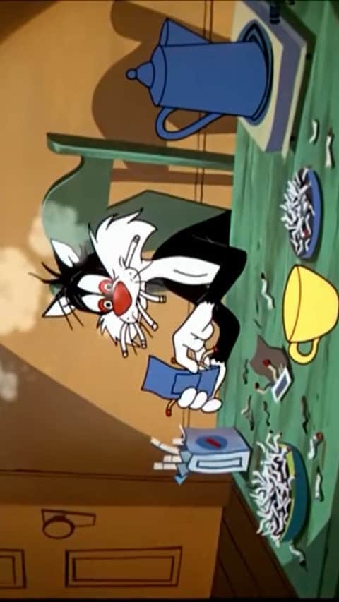 Looney Tunesのインスタグラム：「#looneytunes #cartoon #warnerbros #best #childhood #tweety #sylvester  @bestcartoonstv」