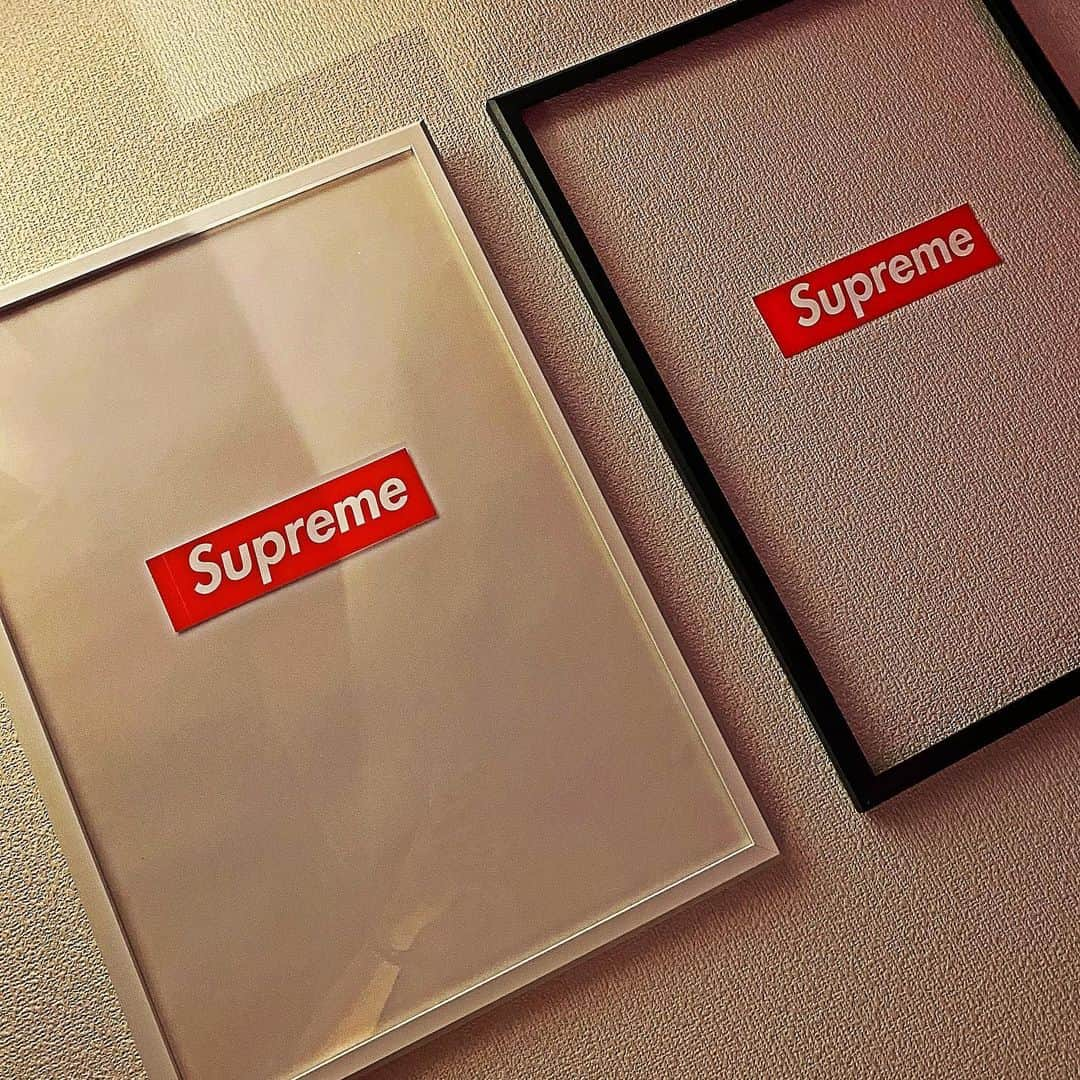 佐々木和也のインスタグラム：「🏠🏠🏠  My room  #SOLIDEMO #kazuya #japan #tokyo #supreme」