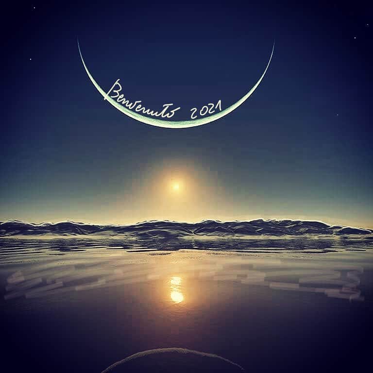 Remiwaのインスタグラム：「#2021 #buonanno #inizio #fiducia」