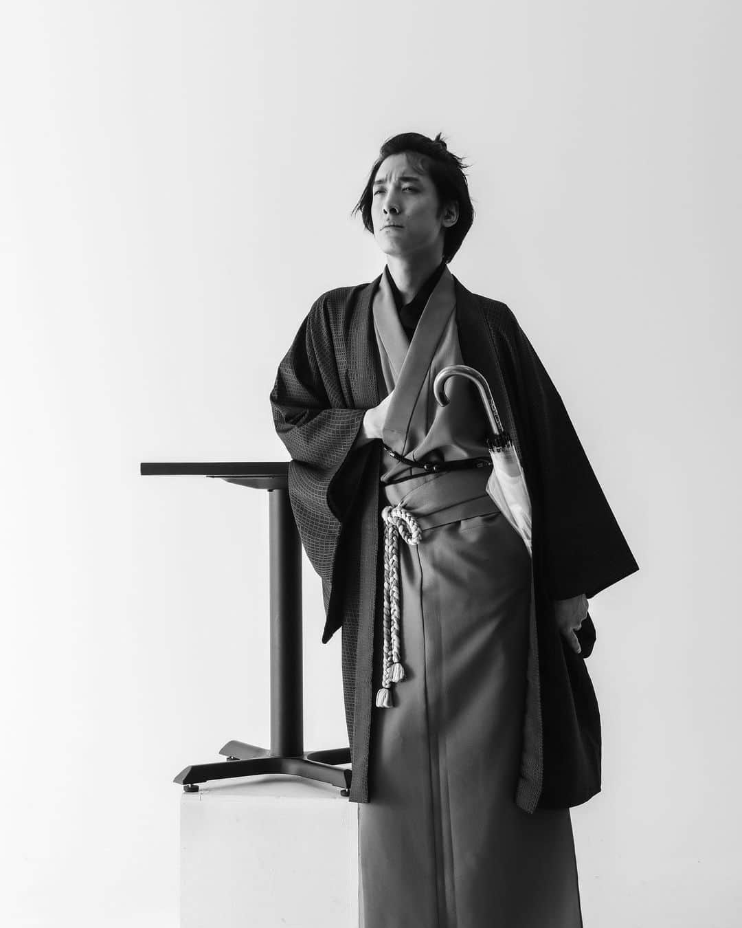 井上竜馬さんのインスタグラム写真 - (井上竜馬Instagram)「令和の坂本龍馬です。日本は洗濯出来ませんが、我が家の洗濯物は洗濯していこうと思います。」1月1日 20時26分 - shesryoma