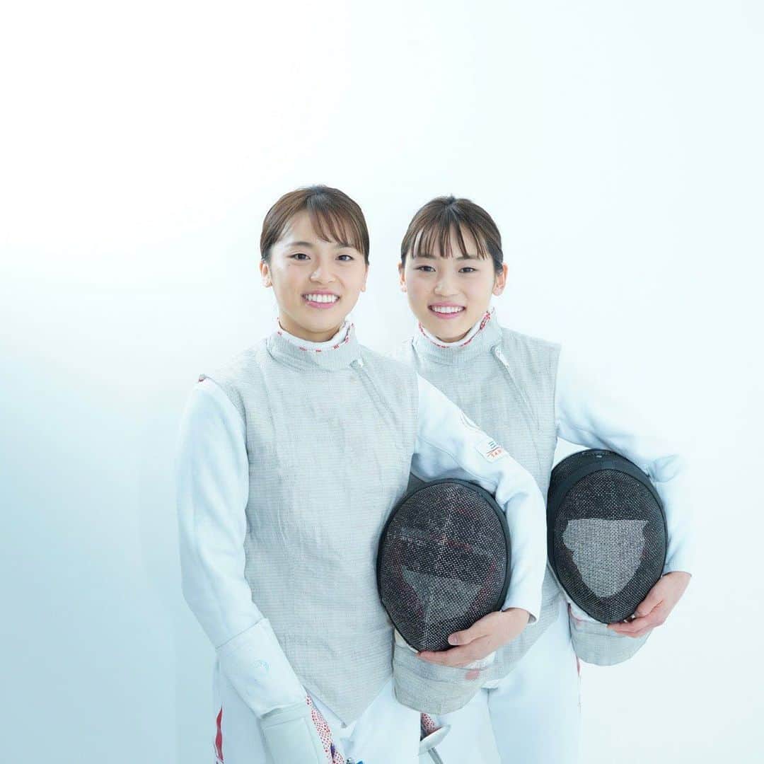 東晟良のインスタグラム：「あけましておめでとうございます🎍✨ 2021年もよろしくお願いします👾🤍 #fencing#フェンシング#happynewyear#2021」