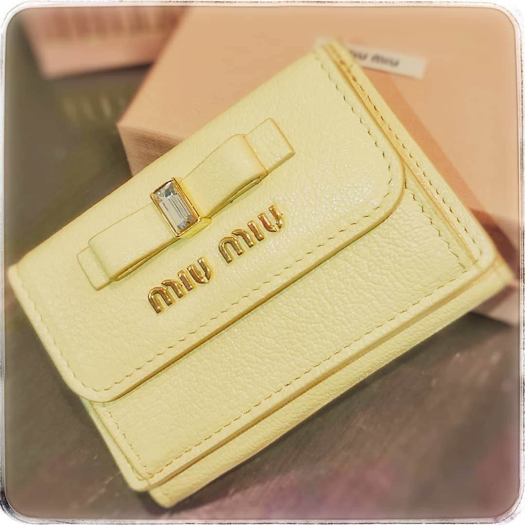 藤田昌代のインスタグラム：「お財布を新調しました💕 #miumiu」
