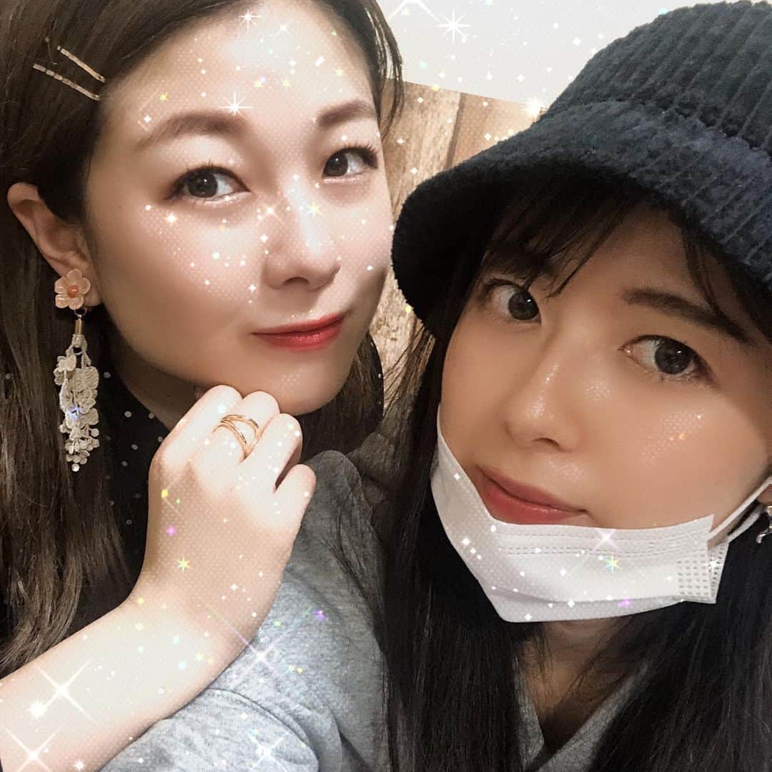 中西香菜のインスタグラム：「﻿ ﻿ ﻿ ﻿ 2021年﻿ ・﻿ ♡﻿ ・﻿ あけましておめでとうございます🥺💕﻿ 素敵で大人な女性になることが﻿ 目標です👄﻿ ・﻿ 前回の投稿へコメントありがとう！﻿ 嬉しかったーっ🤍﻿ これからもして下さい😠🍒🍒﻿ ・﻿ ♡﻿ ・﻿ ♡﻿ ﻿ ﻿ ﻿ ﻿ #大好きな姉﻿ #弟もいます #中西香菜﻿ #中西姉妹﻿ #姉妹 #兄弟 #感謝﻿ #ありがとう #2021﻿ #Love #thankyou  #あけましておめでとうございます  #今年もよろしくお願いします」