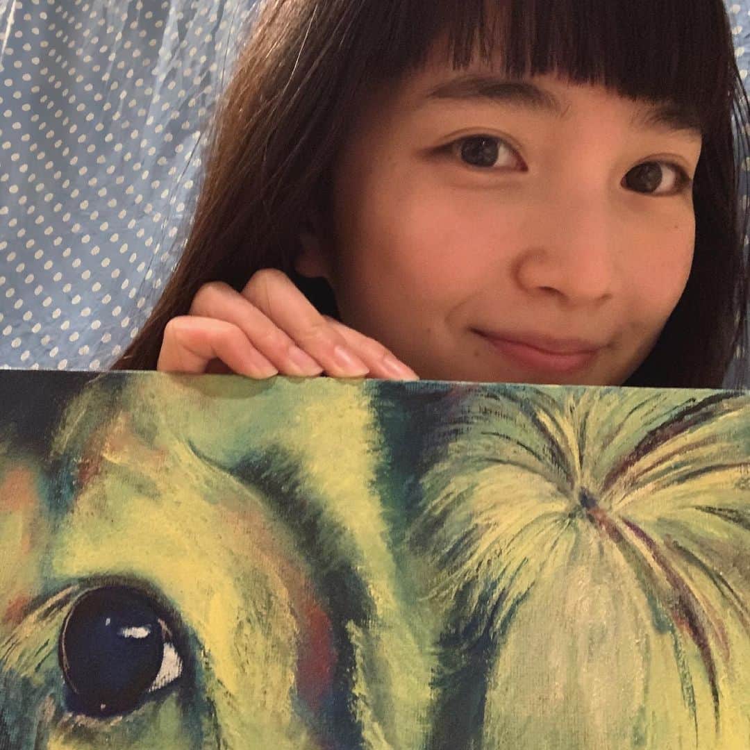 松本妃代のインスタグラム：「. うしのめ🐄 あけましておめでとうございます。 昨年はみなさんの愛と言葉に 本当にたくさん助けられました。 今年も楽しいこと、幸せなことを 一緒に見つけていきましょうね ☀︎ 本年もよろしくお願い致します。」