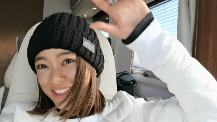 脇田恵子のインスタグラム：「🧞‍♀️皆様今年もよろしくお願いしますよーっ🌼.」