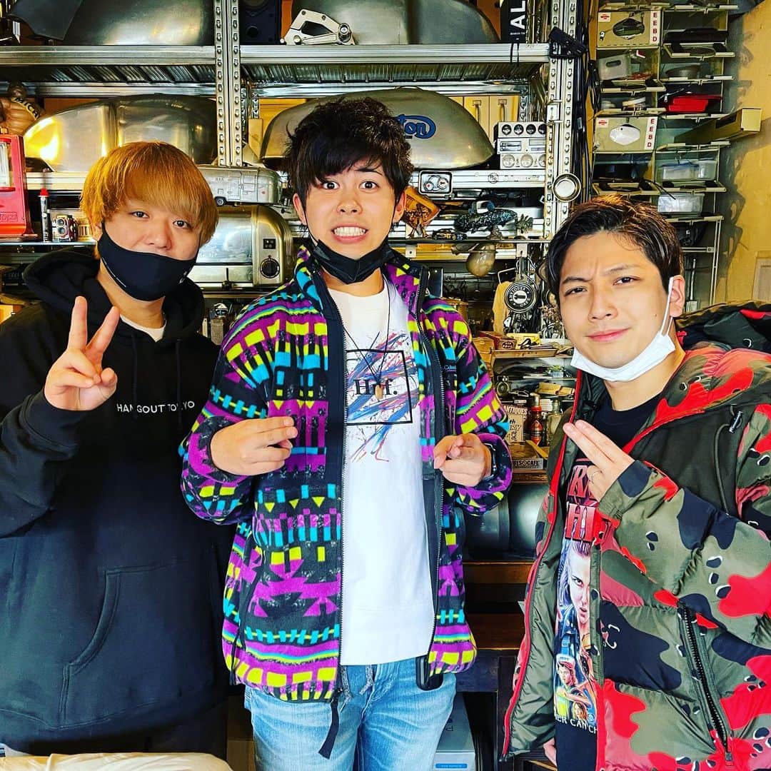 マサイのインスタグラム：「JJコンビとパシャりッ」