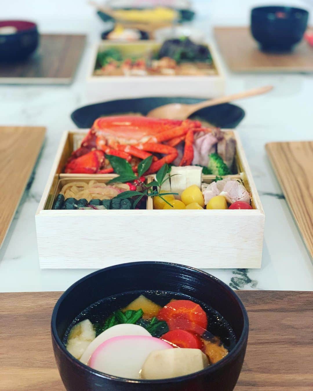 岩隈久志のインスタグラム：「新年あけましておめでとうございます🎍 皆さんが健康に過ごせるよう願っています👍 今年もよろしくお願いします✨  #happynewyear2021」